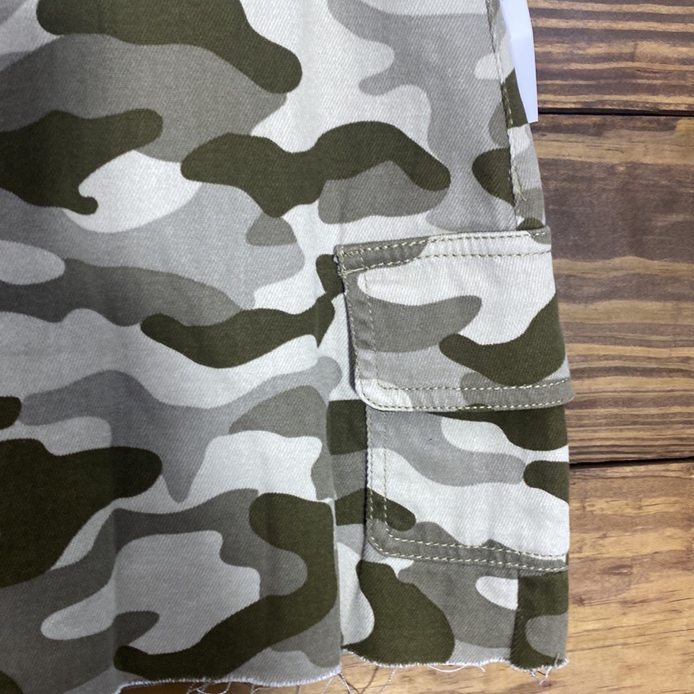 Cato Skirt - Picture 4 of 7